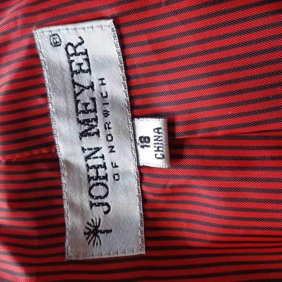 John Meyer Blazer Short Sleeve Red, Sz 18, 23" PTP, 25" L - Picture 6 of 7